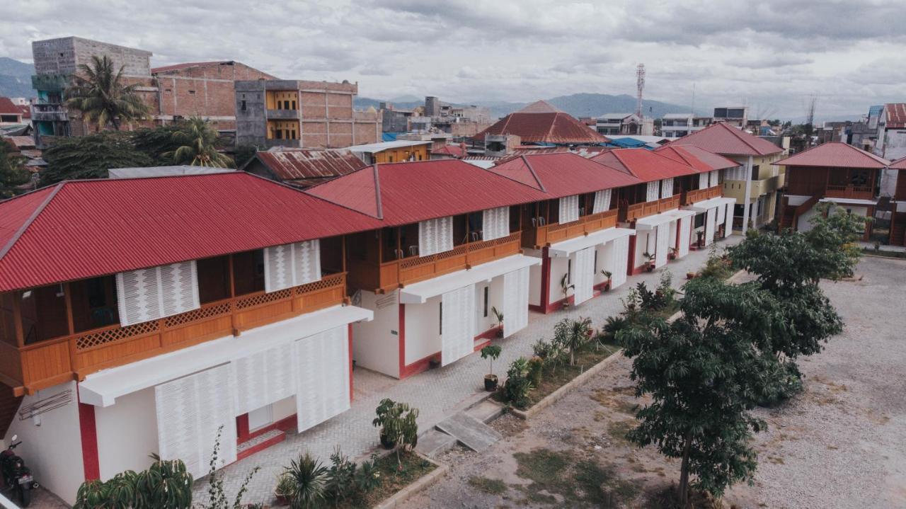 Granada Inn Palu Buitenkant foto