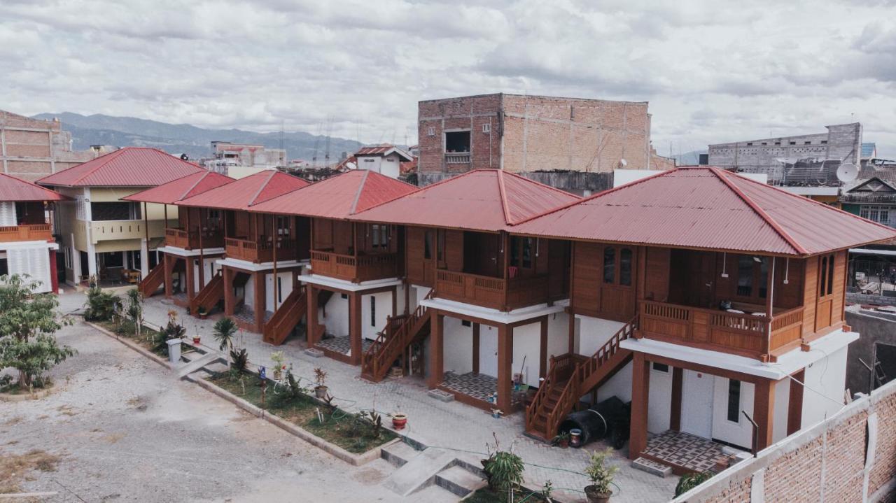 Granada Inn Palu Buitenkant foto