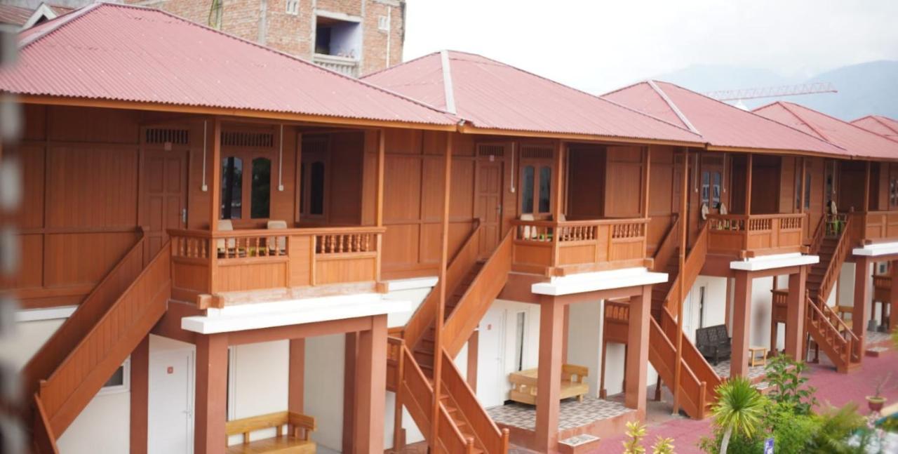 Granada Inn Palu Buitenkant foto