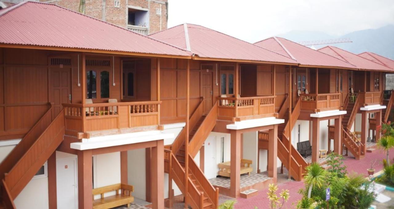 Granada Inn Palu Buitenkant foto